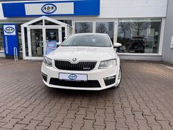 Weiß Gebraucht 2015 Skoda Octavia RS Kombi | 8.950 € (Guter Preis)