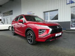 Rot Gebraucht 2022 Mitsubishi Eclipse Cross Plus SUV | 18.999 € (Guter Preis)