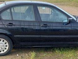 Black sapphire metal (metallic) Gebraucht 2004 BMW 316 Limousine | 3.798 € (Etwas zu teuer)