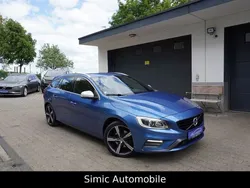 Bursting blue / metallic Gebraucht 2016 Volvo V60 R-Design Kombi | 15.650 € (Fairer Preis)