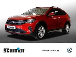 Kings red metallic Gebraucht 2022 VW Taigo Life SUV | 16.298 € (Guter Preis)