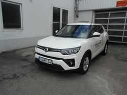 Weiß Gebraucht 2023 Ssangyong (KGM) Tivoli SUV | 15.990 €