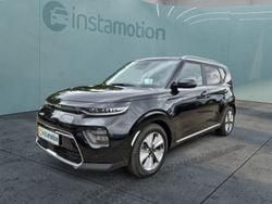 Schwarz Gebraucht 2024 Kia Soul EV Inspiration SUV | 32.990 € (Fairer Preis)