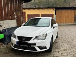 Weiß Gebraucht 2014 Seat Ibiza Kleinwagen | 6.000 € (Fairer Preis)