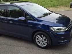 Blau Gebraucht 2021 VW Touran Comfortline Van / Kleinbus | 16.499 € (Superpreis)