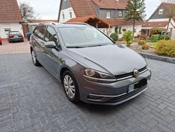 Grau Gebraucht 2017 VW Golf VII Sound Kombi | 14.200 € (Fairer Preis)
