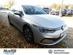 Andere farbe Gebraucht 2024 VW Golf VIII Move Limousine | 28.775 € (Etwas zu teuer)