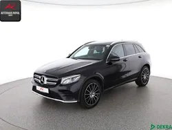 Schwarz (metallic) Gebraucht 2018 Mercedes GLC250 AMG SUV | 34.380 € (Fairer Preis)