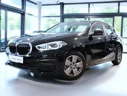Schwarz Gebraucht 2022 BMW 118 Advantage Kleinwagen | 18.800 € (Guter Preis)