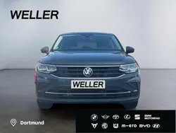Grau Gebraucht 2021 VW Tiguan SUV | 28.333 € (Guter Preis)