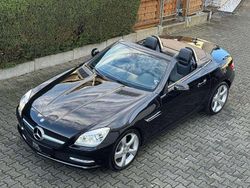 Obsidianschwarz metalliclack Gebraucht 2011 Mercedes SLK250 Cabrio | 17.950 € (Guter Preis)