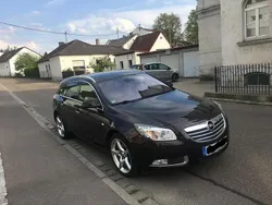 Braun Gebraucht 2010 Opel Insignia Innovation Kombi | 4.200 € (Fairer Preis)