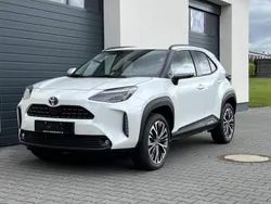 Neu 2025 Toyota Yaris Cross Elegant SUV | 31.079 €