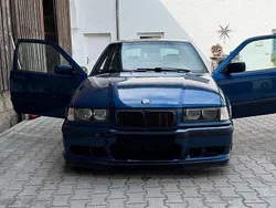 Blau Gebraucht 1999 BMW 323 Compact Kleinwagen | 7.000 € (Fairer Preis)