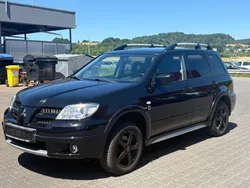 Schwarz Gebraucht 2006 Mitsubishi Outlander Intense SUV | 3.600 € (Fairer Preis)