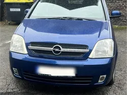 Blau Gebraucht 2004 Opel Meriva Van / Kleinbus | 750 € (Superpreis)