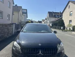 Schwarz Gebraucht 2014 Mercedes A180 Kleinwagen | 12.900 € (Fairer Preis)