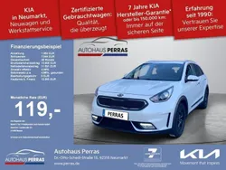 Snow white pearl Gebraucht 2017 Kia Niro Vision SUV | 12.950 € (Guter Preis)