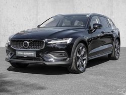 Black solid ´stone´ / solid Gebraucht 2023 Volvo V60 CC Ultimate Kombi | 41.450 € (Fairer Preis)