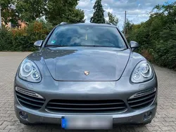 Grau Gebraucht 2013 Porsche Cayenne S SUV | 20.999 €
