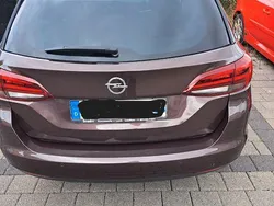 Braun Gebraucht 2017 Opel Astra Active Kombi | 7.990 € (Fairer Preis)