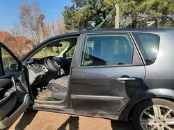 Schwarz Gebraucht 2006 Renault Grand Scénic II Van / Kleinbus | 880 €