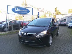 Braun Gebraucht 2012 Opel Zafira Tourer Edition Van / Kleinbus | 7.950 € (Fairer Preis)