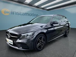 Grau Gebraucht 2021 Mercedes C300e Kombi | 30.499 €