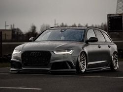 Grau Gebraucht 2017 Audi RS6 Performance Kombi | 59.900 € (Teuer)
