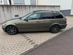 Braun Gebraucht 2004 BMW 330 Exclusive Kombi | 7.000 € (Guter Preis)