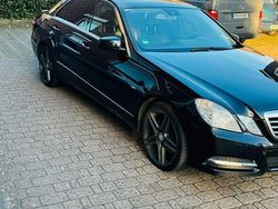 Schwarz Gebraucht 2012 Mercedes E350 Limousine | 11.999 € (Etwas zu teuer)