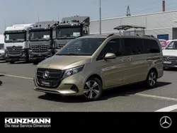 Kalaharigold metallic Gebraucht 2025 Mercedes V250 Style Van / Kleinbus | 68.425 € (Teuer)