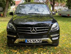Schwarz Gebraucht 2014 Mercedes ML350 SUV | 27.500 € (Etwas zu teuer)