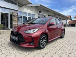 Tokio fusion rot metallic Gebraucht 2021 Toyota Yaris Hybrid Team Kleinwagen | 17.990 € (Fairer Preis)