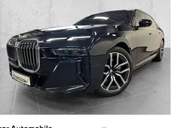 Schwarz Gebraucht 2024 BMW 740 Comfort Edition Limousine | 88.900 € (Fairer Preis)