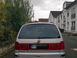 Silber Gebraucht 2002 VW Sharan Van / Kleinbus | 1.850 € (Etwas zu teuer)