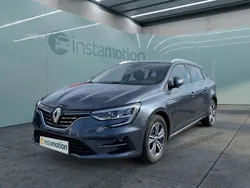Grau Gebraucht 2021 Renault Mégane GrandTour Kombi | 16.499 € (Fairer Preis)