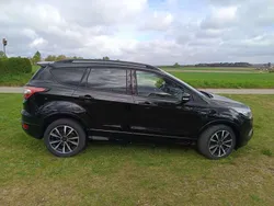 Schwarz Gebraucht 2019 Ford Kuga ST-Line SUV | 19.700 € (Superpreis)