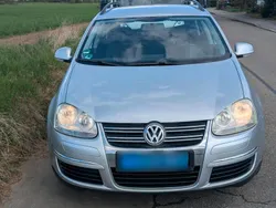 Silber Gebraucht 2008 VW Golf V Kombi | 4.900 € (Fairer Preis)