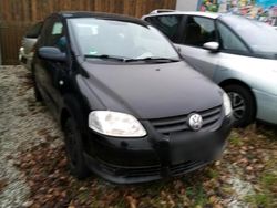 Schwarz Gebraucht 2007 VW Fox Kleinwagen | 700 €