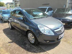 Grau Gebraucht 2007 Opel Corsa Edition Limousine | 2.699 € (Guter Preis)