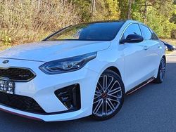 Weiß Gebraucht 2018 Kia ProCeed Kleinwagen | 19.399 € (Teuer)
