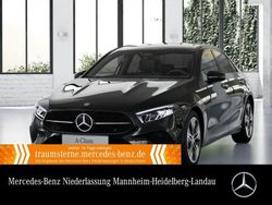 Schwarz Gebraucht 2025 Mercedes A200 Progressive Limousine | 38.450 €
