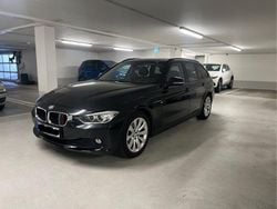 Schwarz Gebraucht 2014 BMW 320 Efficient Dynamics Kombi | 11.900 € (Guter Preis)