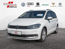 Weiß Gebraucht 2020 VW Touran Comfortline Van / Kleinbus | 26.880 € (Etwas zu teuer)