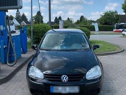 Schwarz Gebraucht 2004 VW Golf IV Trendline Limousine | 1.900 € (Fairer Preis)