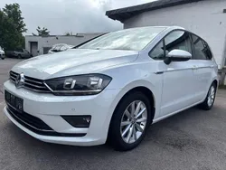Weiß Gebraucht 2015 VW Golf VII LOUNGE Limousine | 8.500 € (Guter Preis)