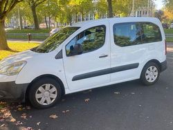 Weiß Gebraucht 2010 Citroën Berlingo Van / Kleinbus | 2.900 €