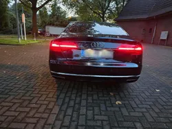 Audi A8L