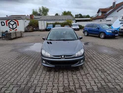 Grau Gebraucht 2008 Peugeot 206 Limousine | 1.500 € (Fairer Preis)